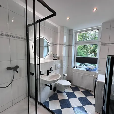 アパート - Dschungel - Modern, Ruhig Und Familienfreundlich, Gratis W-lan *