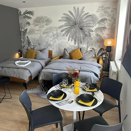 - Dschungel - Modern, Ruhig Und Familienfreundlich, Gratis W-lan * ロストック