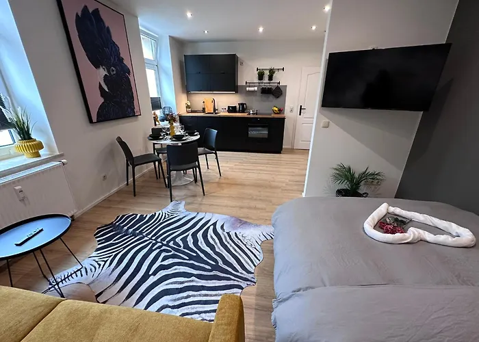 - Dschungel - Modern, Ruhig Und Familienfreundlich, Gratis W-lan Apartment *
